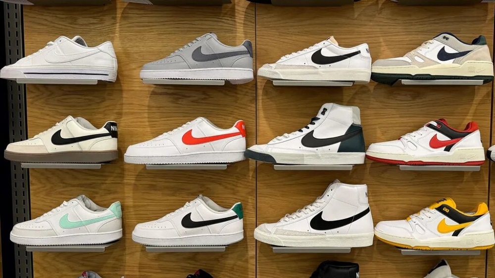 Nike теряет прибыль и покупателей из-за ошибок в торговой политике