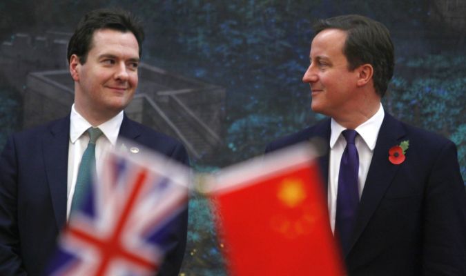 Почему Британия идет во всем навстречу Китаю