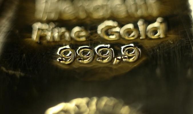 Цены на золото на COMEX упали