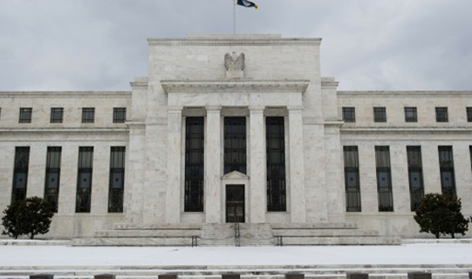 Главы двух ФРБ США обеспокоены ослаблением экономики
