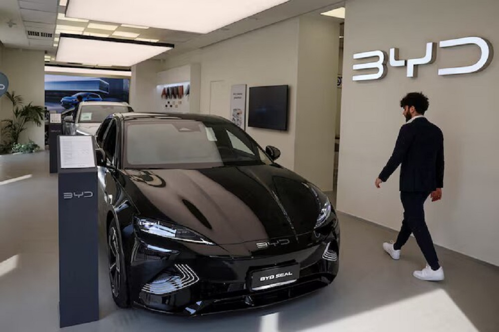 Китайский производитель электрокаров BYD сообщил о росте продаж